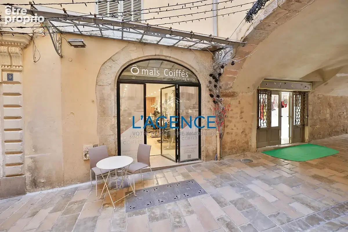 Salon de coiffure de 25,50m2  Droit au bail à céder - photo 5