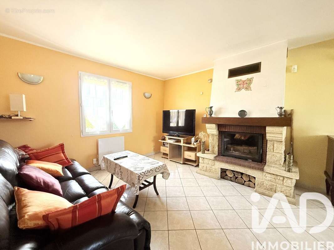 Photo 3 - Maison à YEVRES