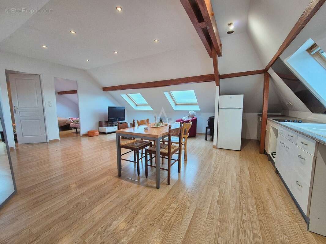 Appartement à AMNEVILLE