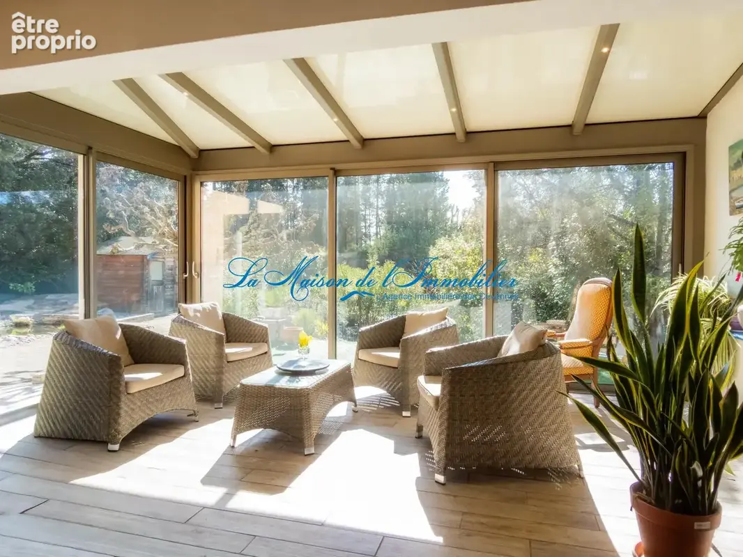 Proche ANDUZE, dans un écrin de verdure de 6590 m2 maison F6 avec piscine - photo 2