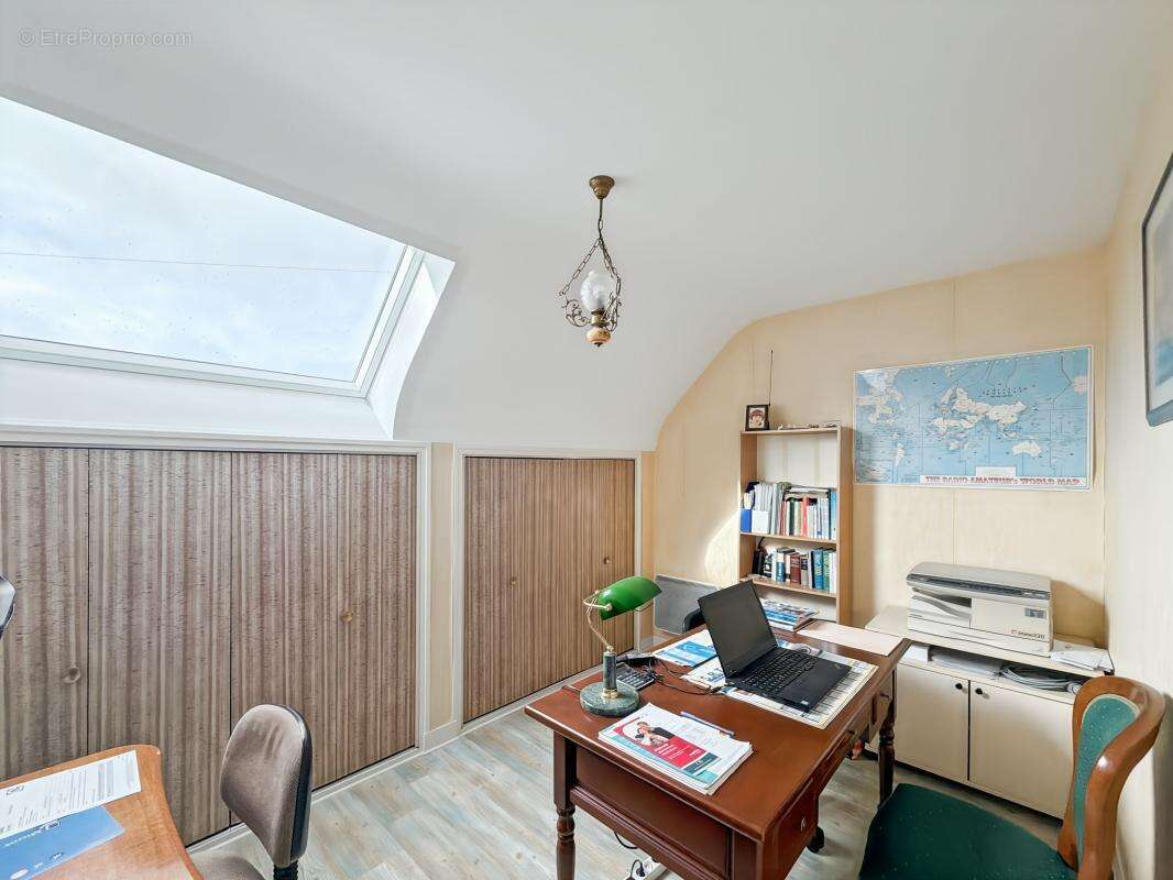 Maison à JOUY-LE-POTIER