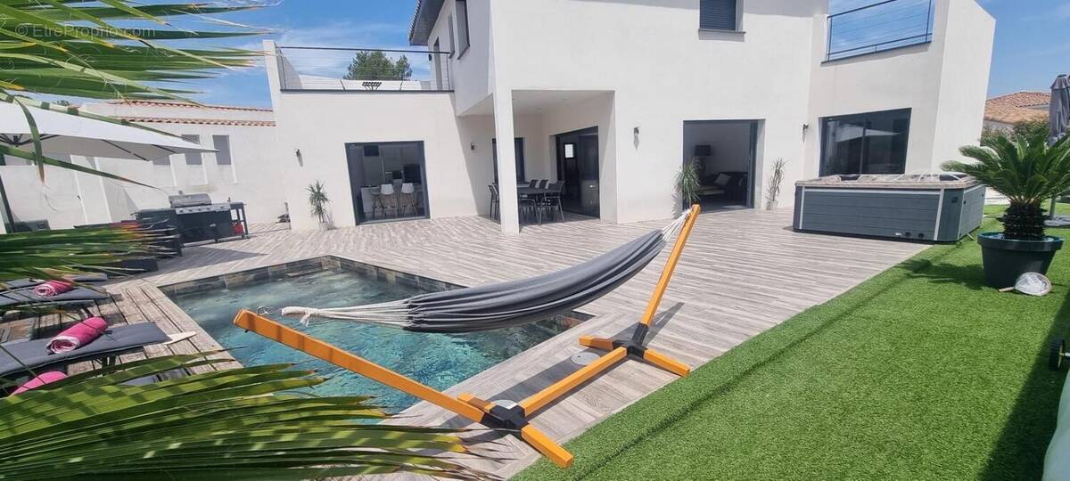 Photo 1 - Maison à VILLETELLE