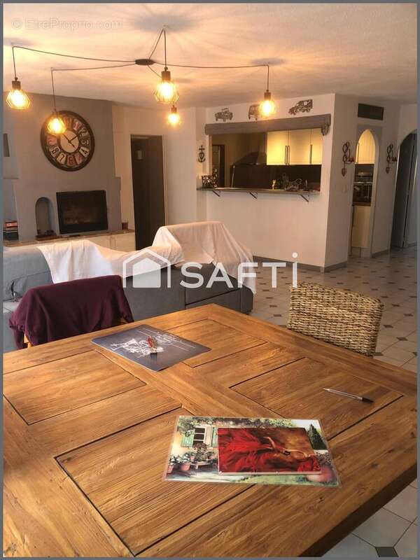 Photo 4 - Maison à SAINT-GILLES