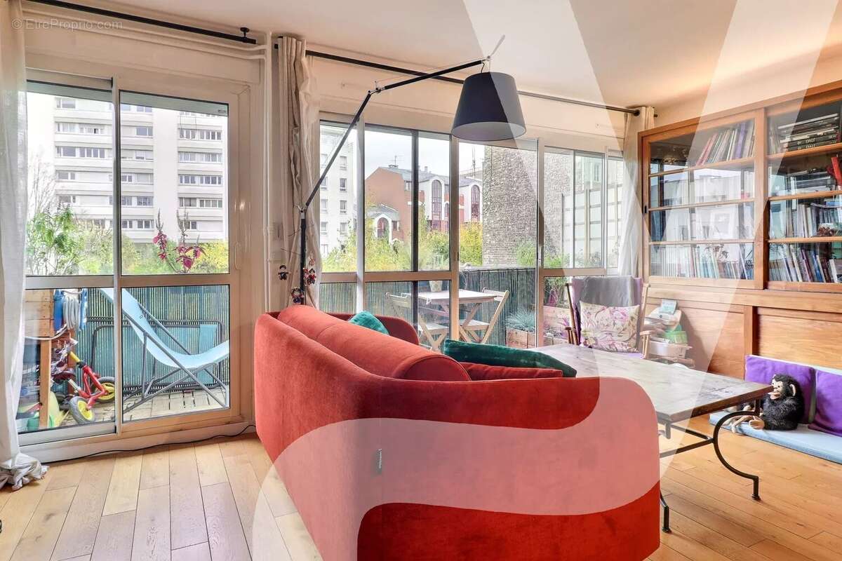 Appartement à PARIS-19E