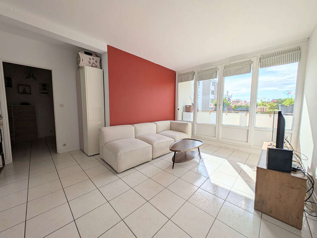Appartement à CARRIERES-SUR-SEINE