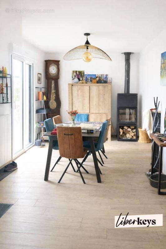Noyal Muzillac Maison 6 pièces - 118m² - photo 3