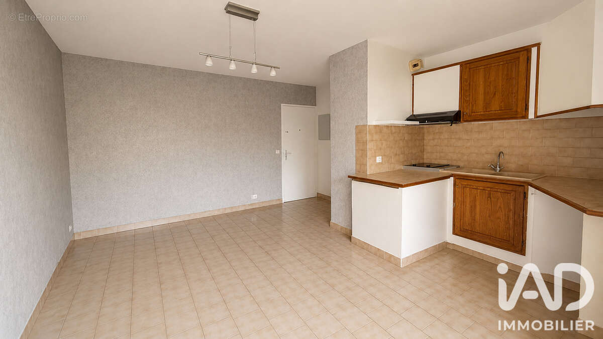 Appartement 32 m² à Toulon  - photo 2