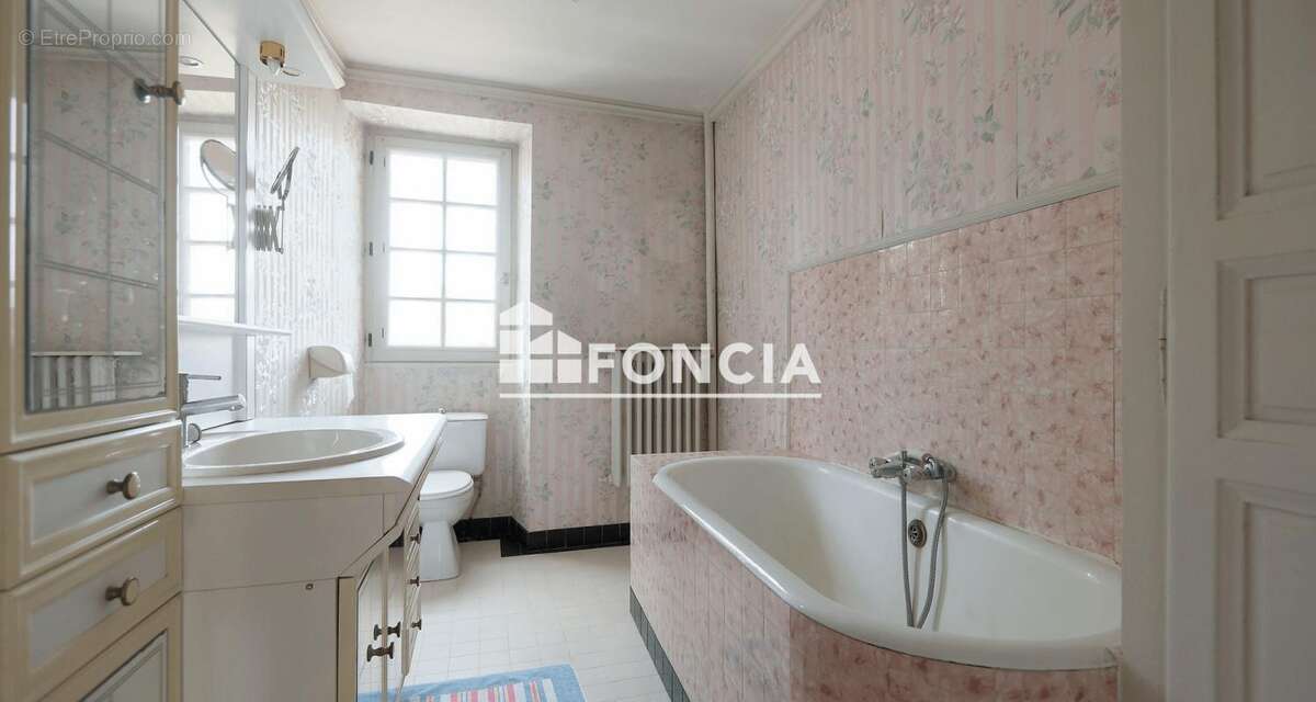 Maison à MAINCY