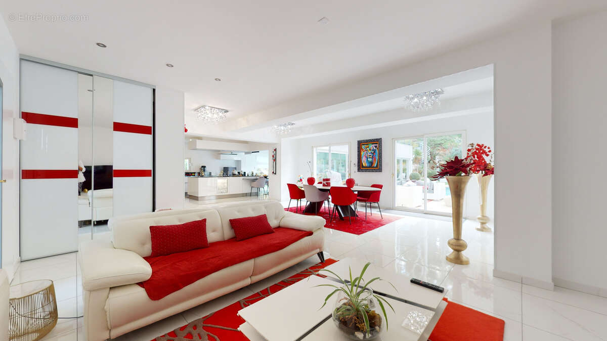 Maison à SEPTEMES-LES-VALLONS