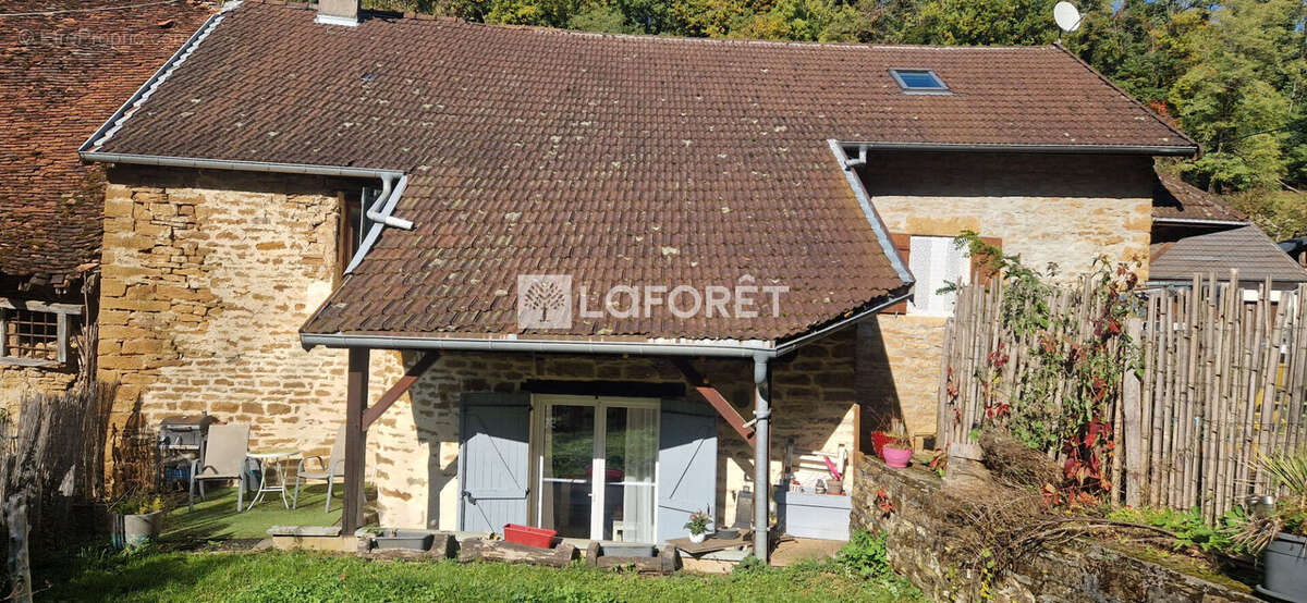 Maison en pierre à Montigny Les ARSURES 4 pièce(s) 91 m2 - photo 5