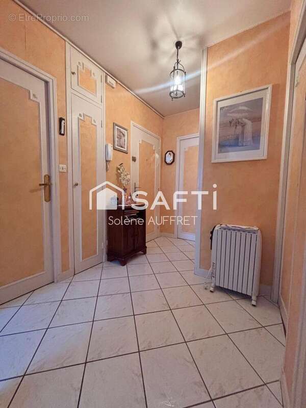 Photo 4 - Appartement à DEVILLE-LES-ROUEN
