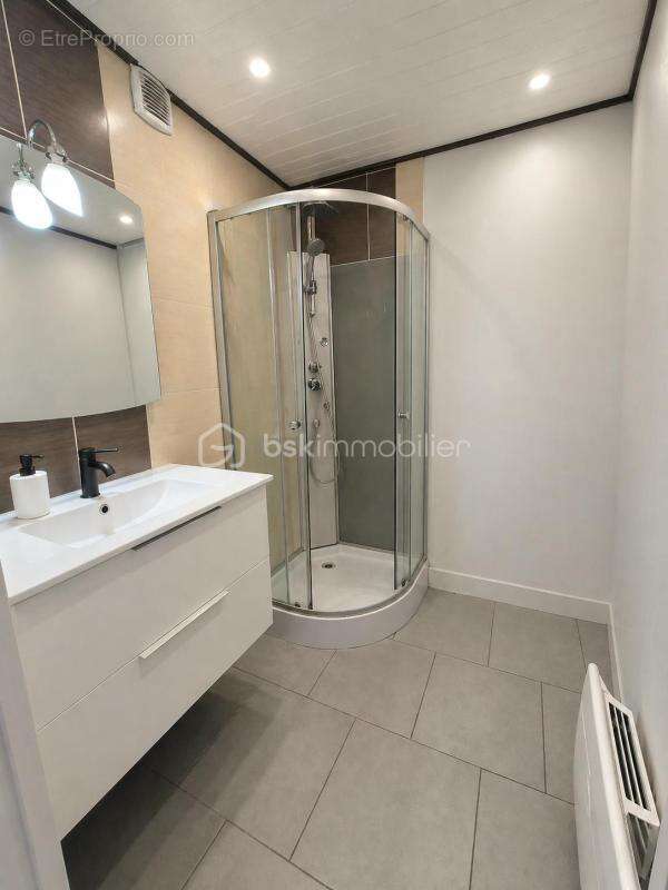Appartement à LA VALETTE-DU-VAR