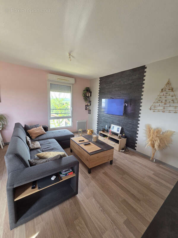 Appartement à L'ISLE-D'ABEAU