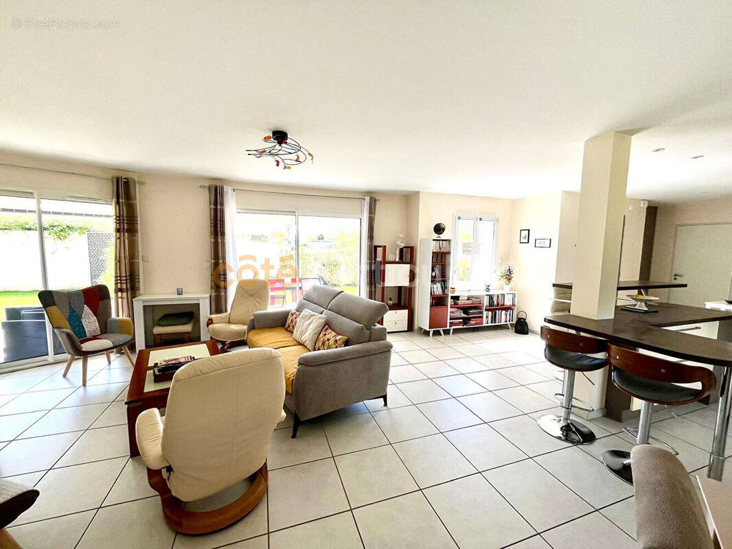 Maison à SAINT-SULPICE-DE-ROYAN