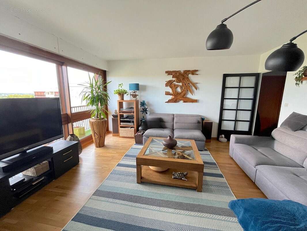 Appartement à RIS-ORANGIS