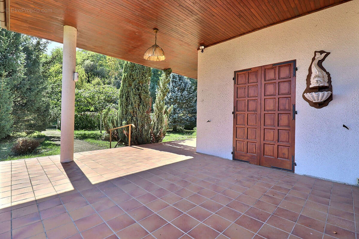 Maison à CHAPAREILLAN