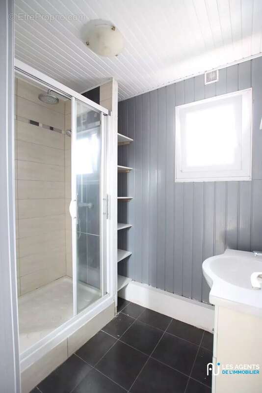 Appartement à SAINT-JEAN-DE-BRAYE