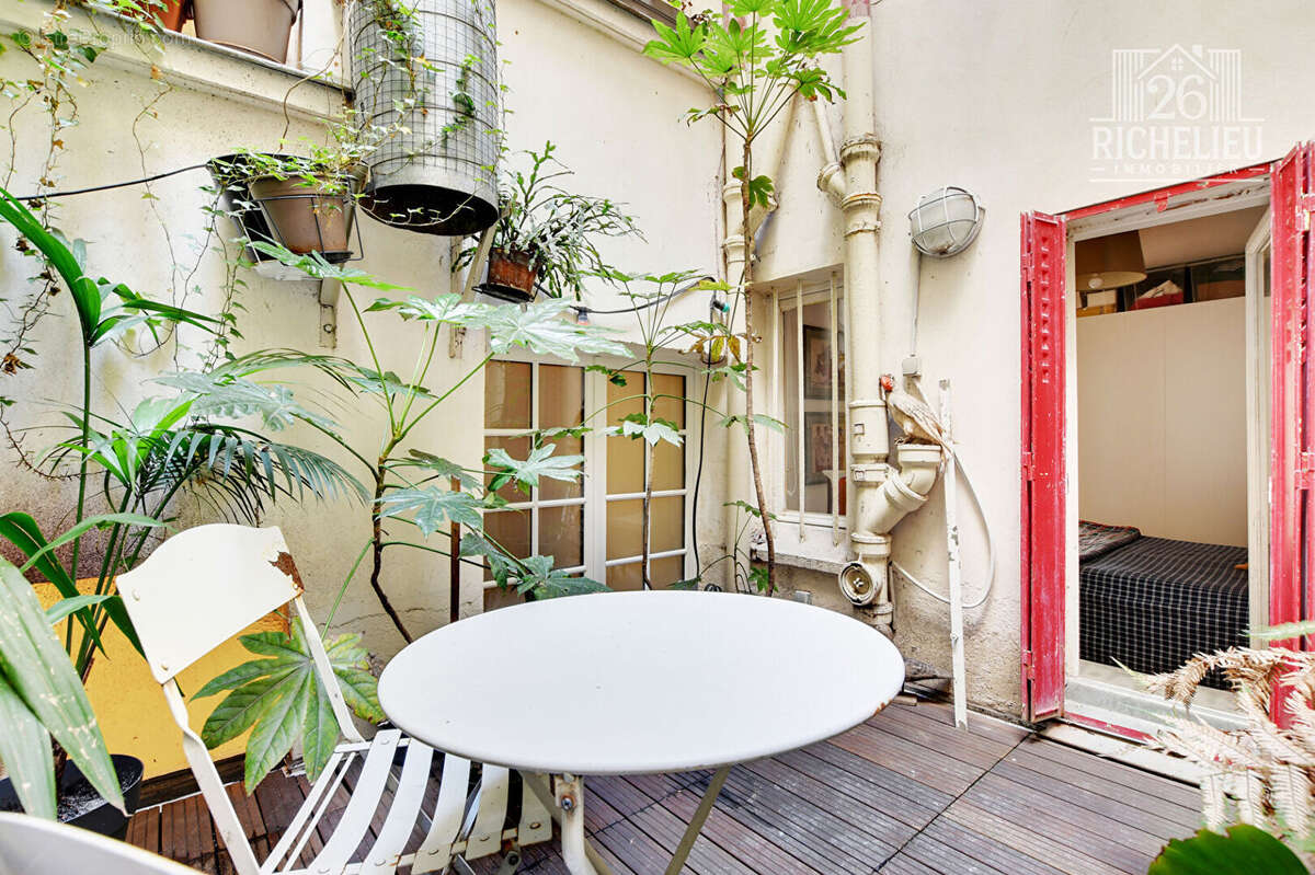 2 pièce(s) 40 m2 avec terrasse  au coeur du Marais 75004 - photo 9