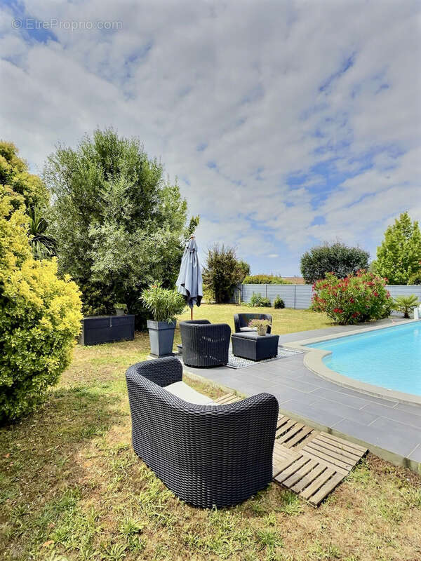 VERFEIL - Villa T5 avec piscine sur une magnifique parcelle de 1 826 m2 - photo 22