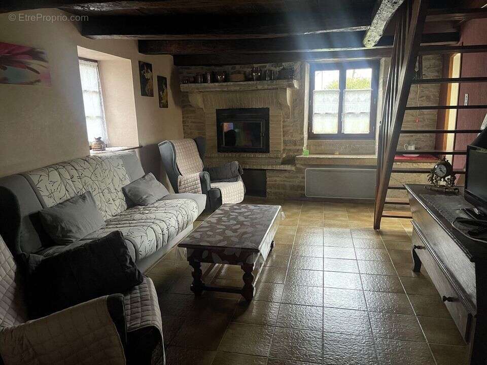 Maison à CUSEY