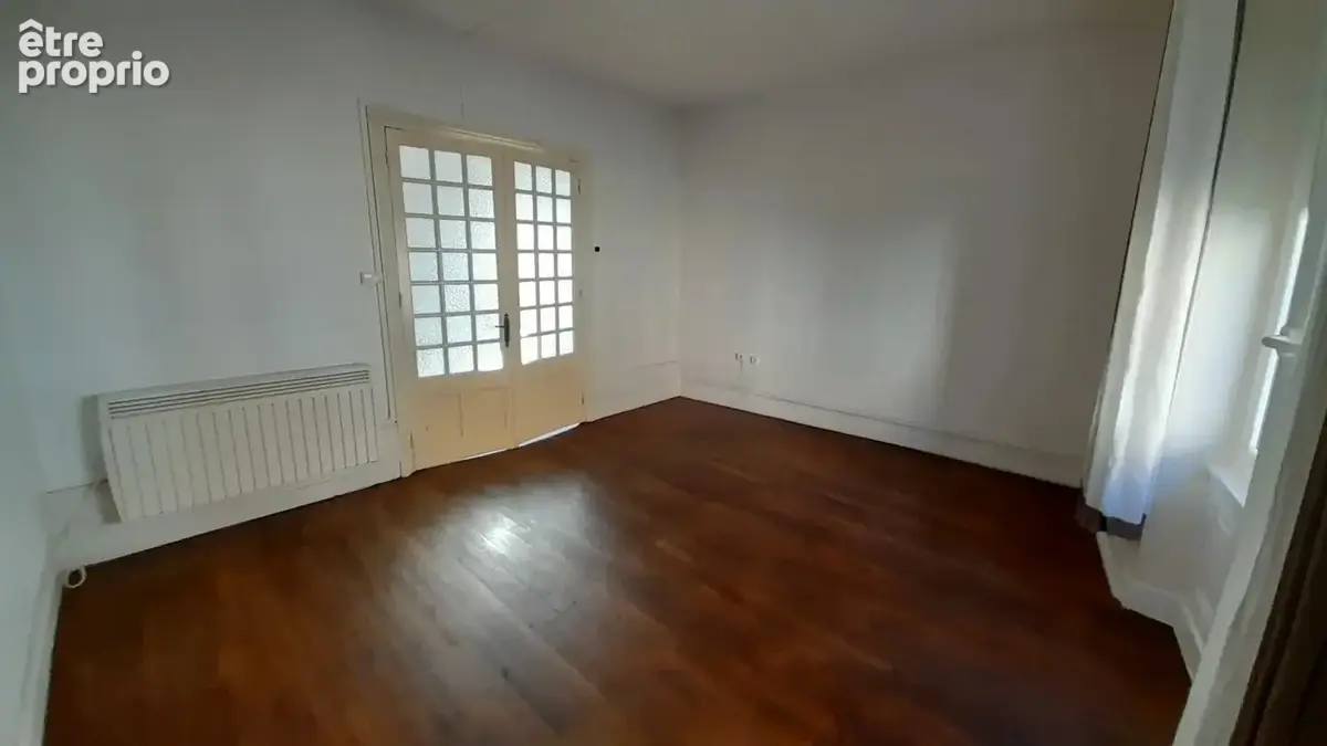 Appartement 110 m² à Montmerle-Sur-Saone  - photo 4