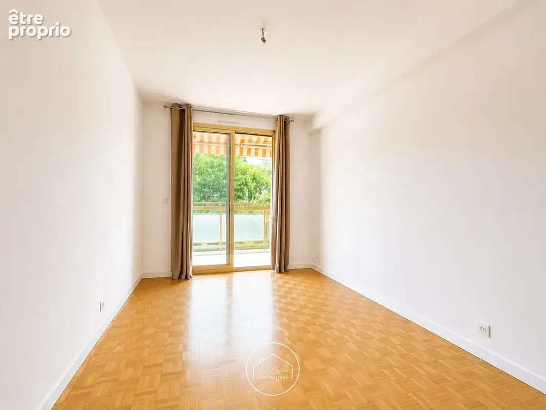 Appartement 4 pieces avec terrasse - place du cabot 13009 marseille - photo 11