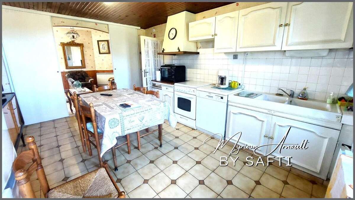 Photo 9 - Maison à SAINT-AGNANT-DE-VERSILLAT