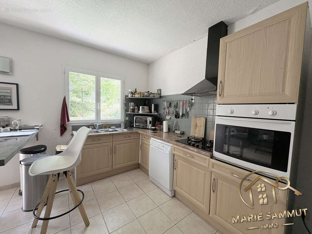 Maison 94 m² à Saint-Jean-De-Vedas  - photo 3