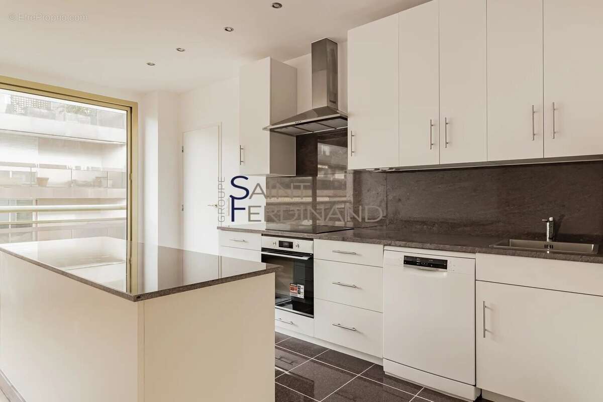 Appartement à BOULOGNE-BILLANCOURT