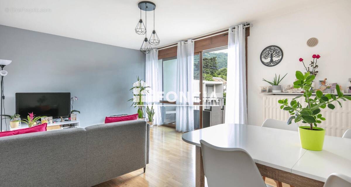Appartement à EYBENS