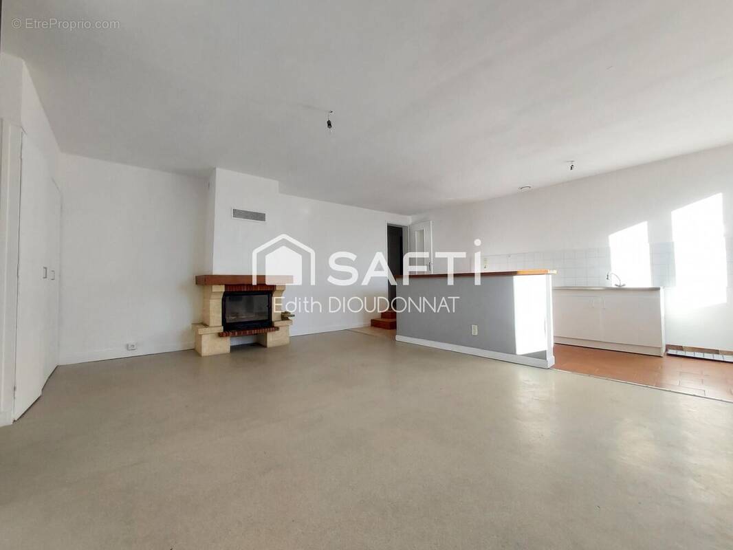 Photo 1 - Appartement à LE CHAMP-SAINT-PERE