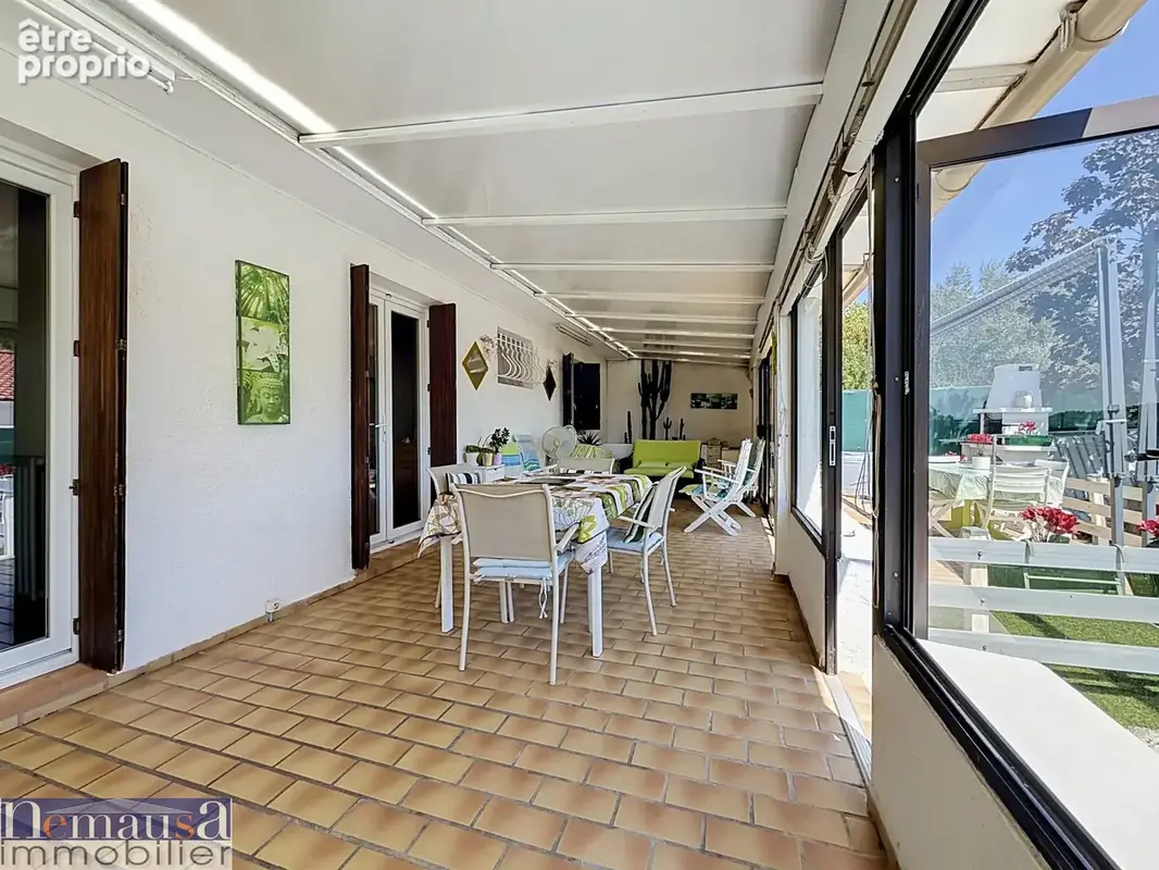 A vendre Maison plain-pied 118 m2 avec piscine et véranda   Nîmes, secteur CHU Carémeau - photo 11