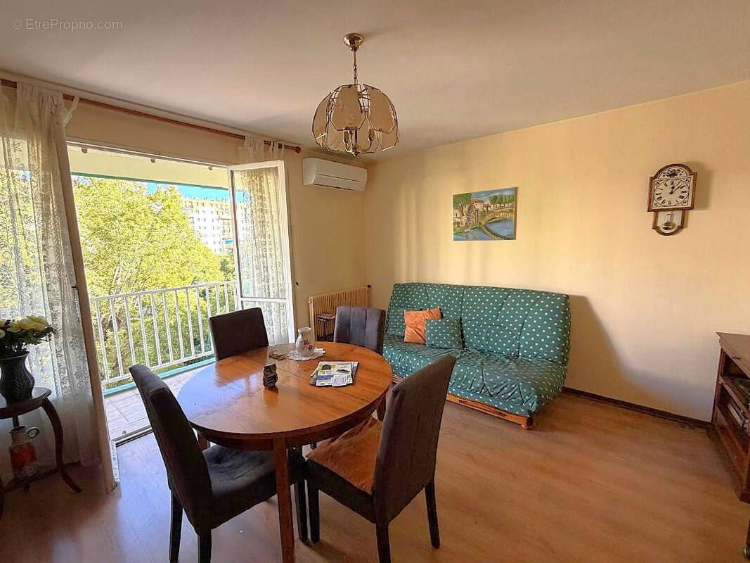 Appartement à MARSEILLE-13E