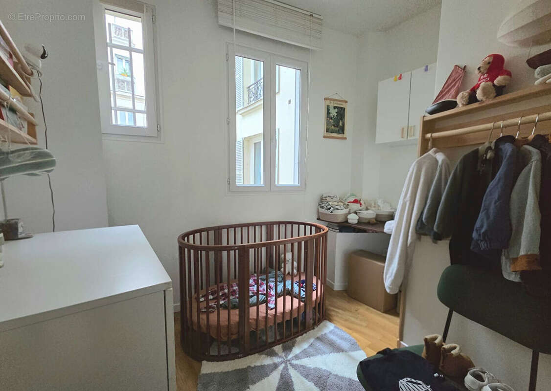 Appartement à PARIS-20E