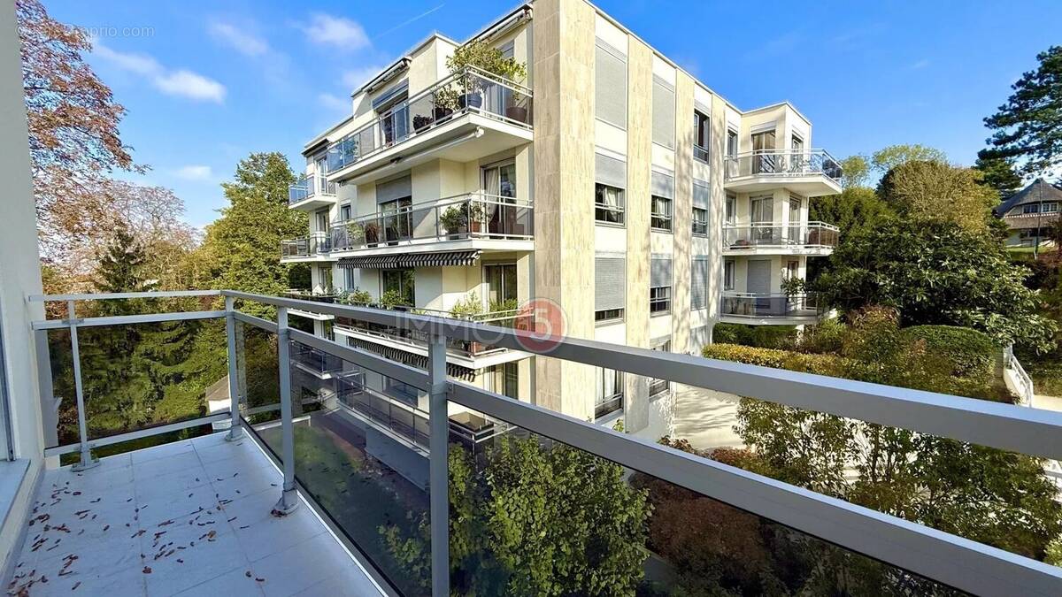Appartement à LE RAINCY