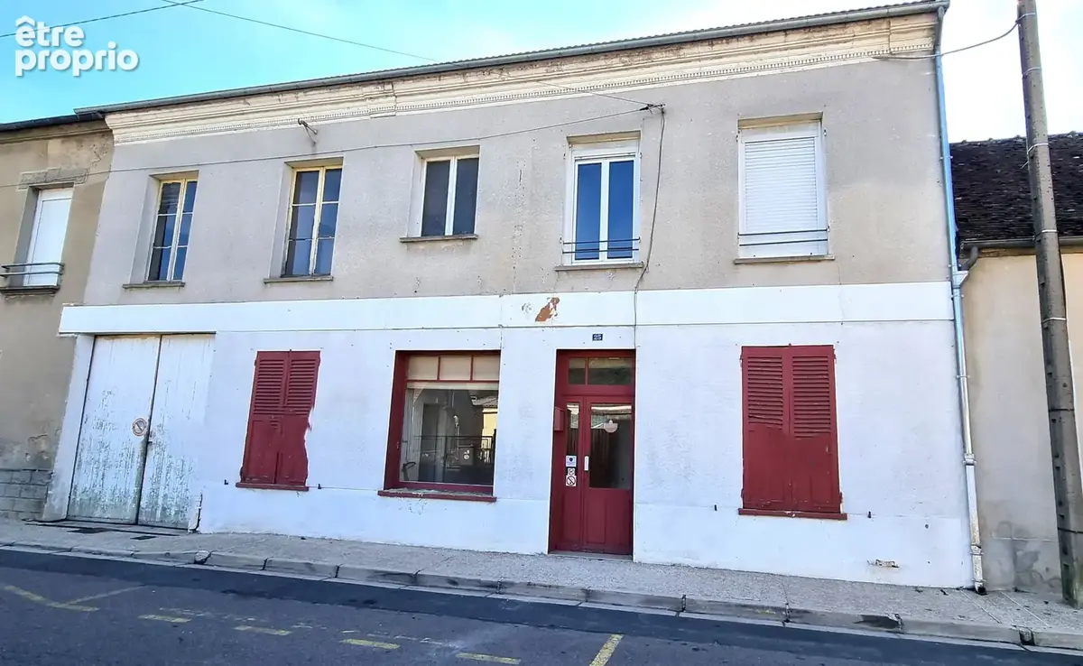 Maison à CHATENAY-SUR-SEINE