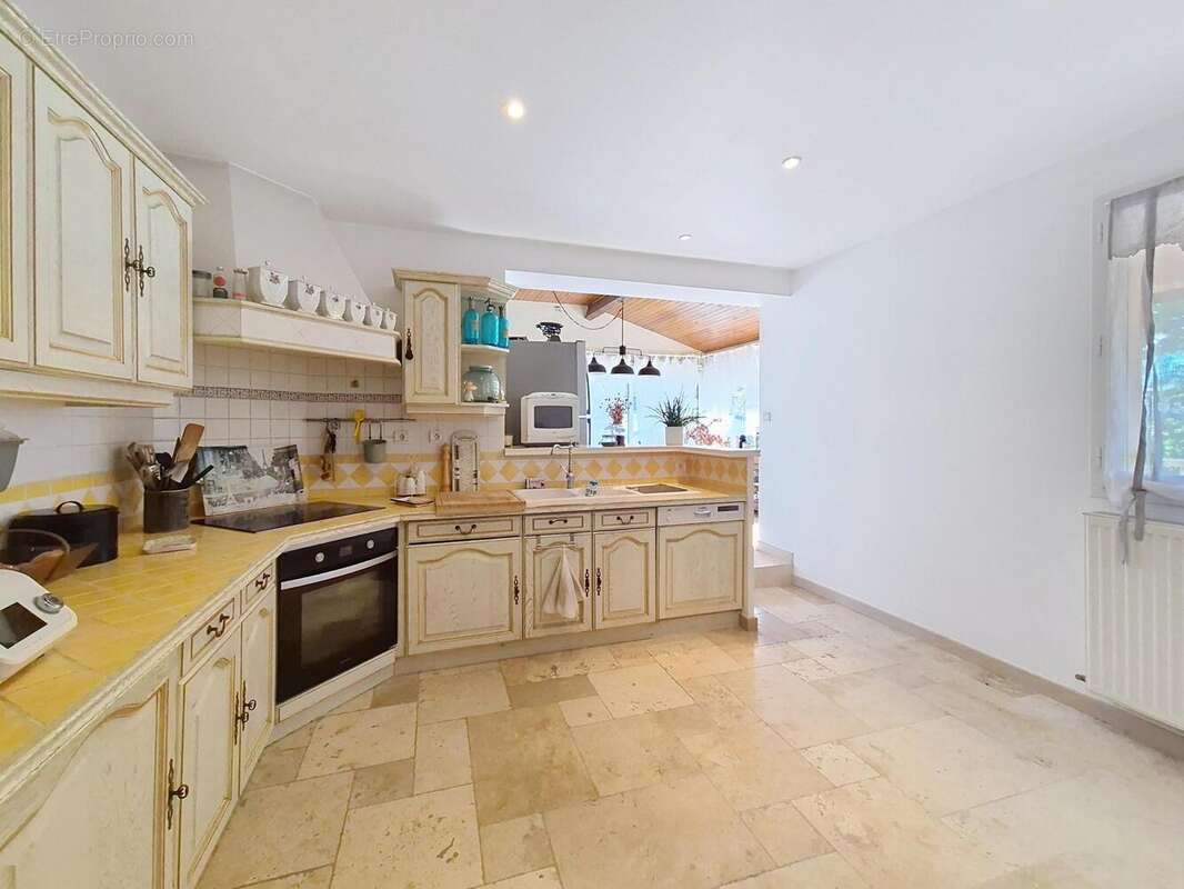 Photo 3 - Maison à CHARBONNIERES-LES-BAINS