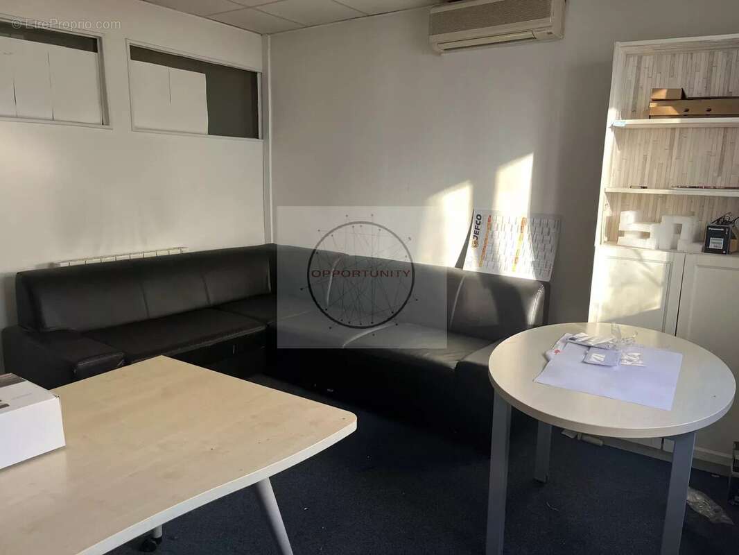 Commerce à MONTREUIL