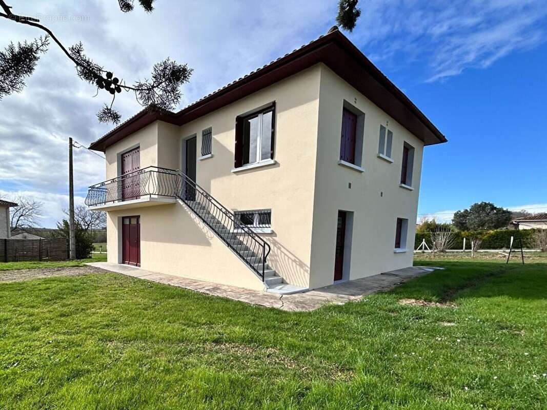 Maison à LA SAUVETAT-SUR-LEDE