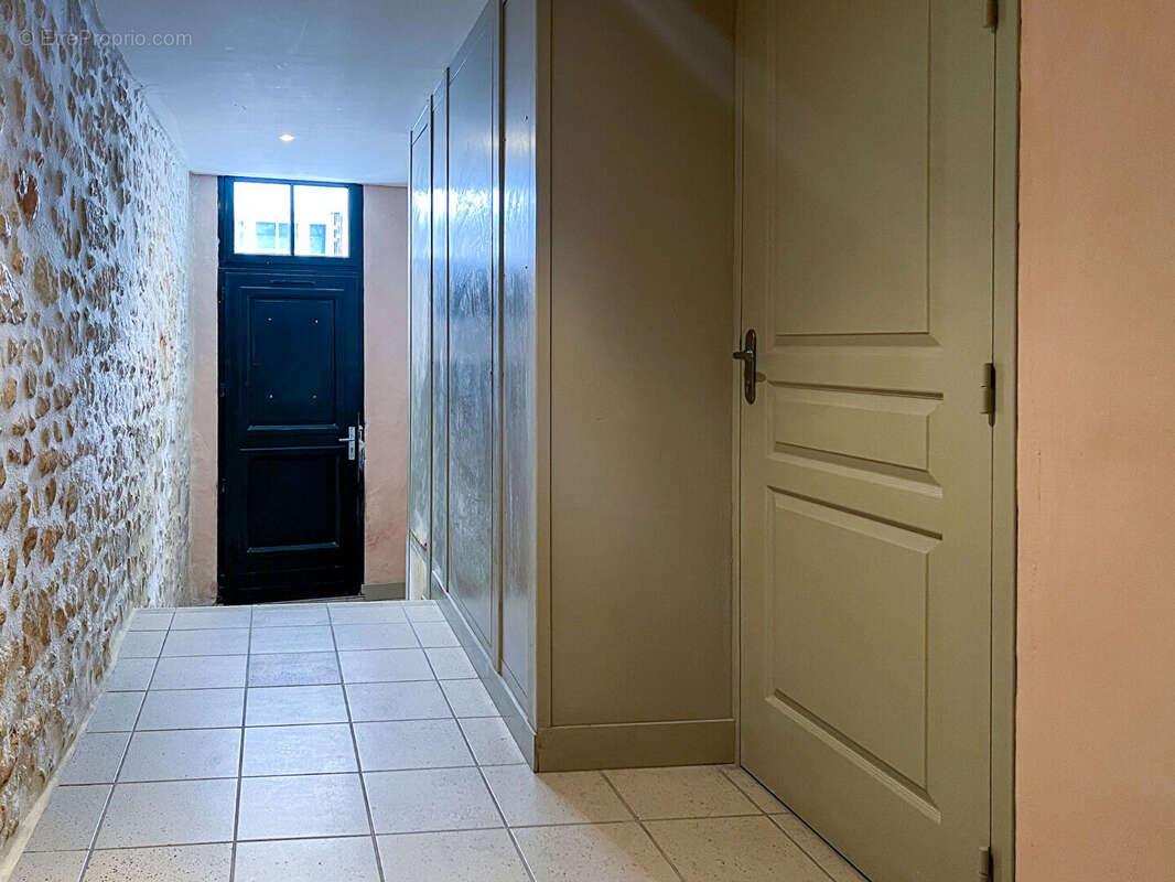 Appartement à SAINTES