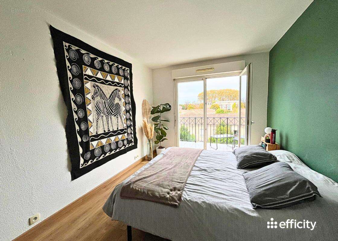 Appartement à BORDEAUX