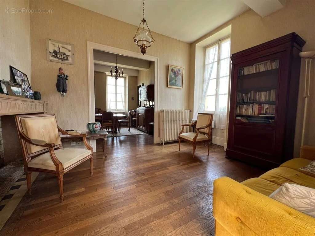 Maison à FIXIN