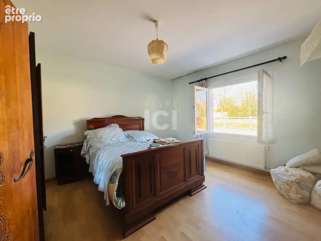 Maison plain-pied BOURG St Hilaire de Chaléons 2 chambres - photo 4