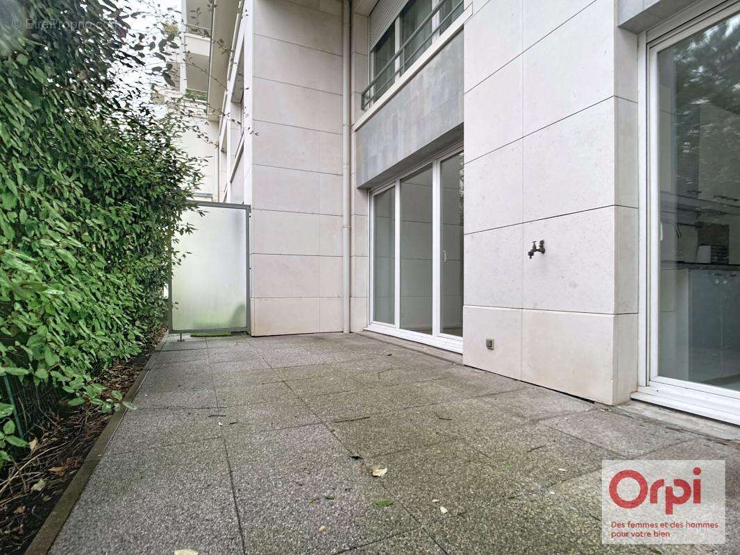 Appartement à ISSY-LES-MOULINEAUX