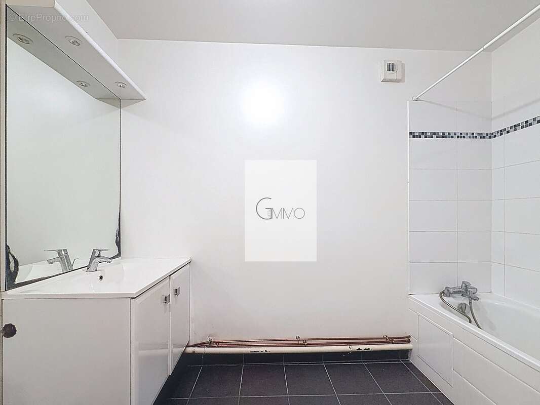 Appartement à L'HAY-LES-ROSES