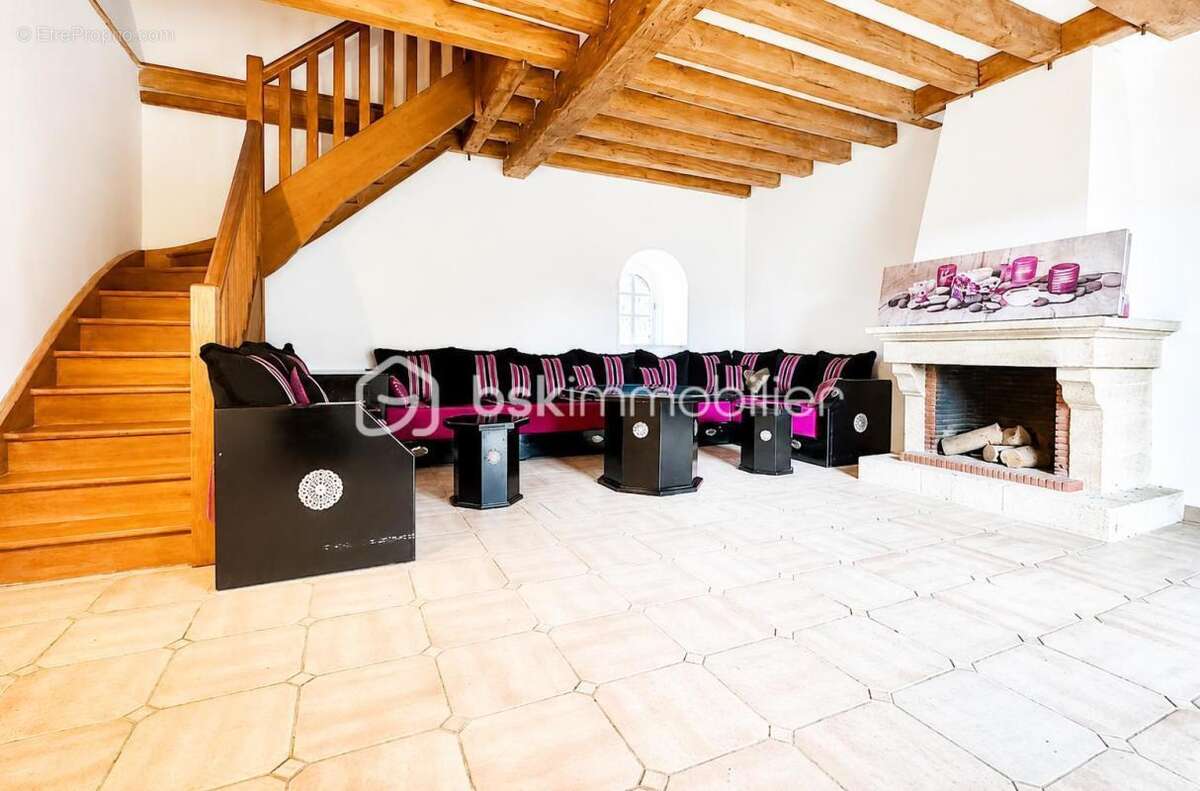 Maison à EPERNON