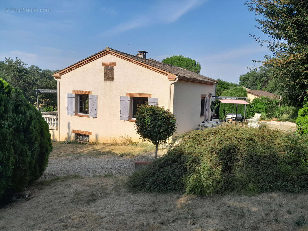 Maison de plain pied sur sous sol complet.. - photo 16