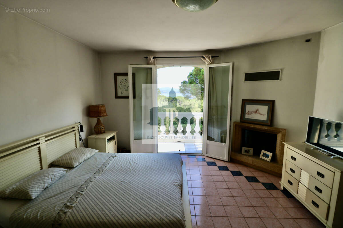Gassin, villa, vue mer de l'étage, aux portes de Saint-Tropez, - photo 12