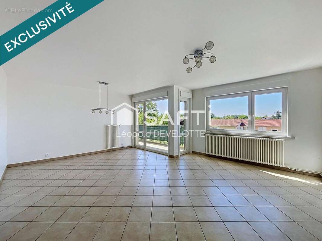 Photo 2 - Appartement à AY-SUR-MOSELLE