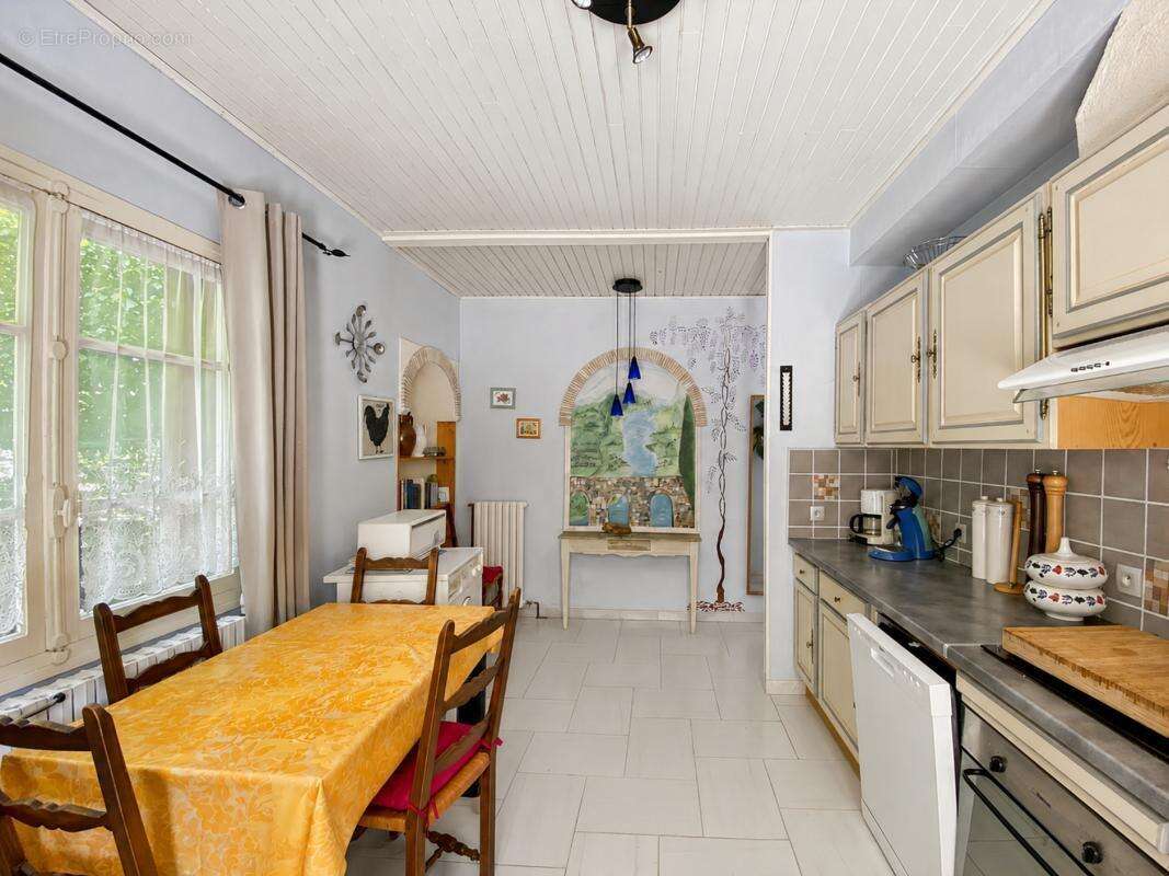 Maison 165 m² à La Vernarede  - photo 15